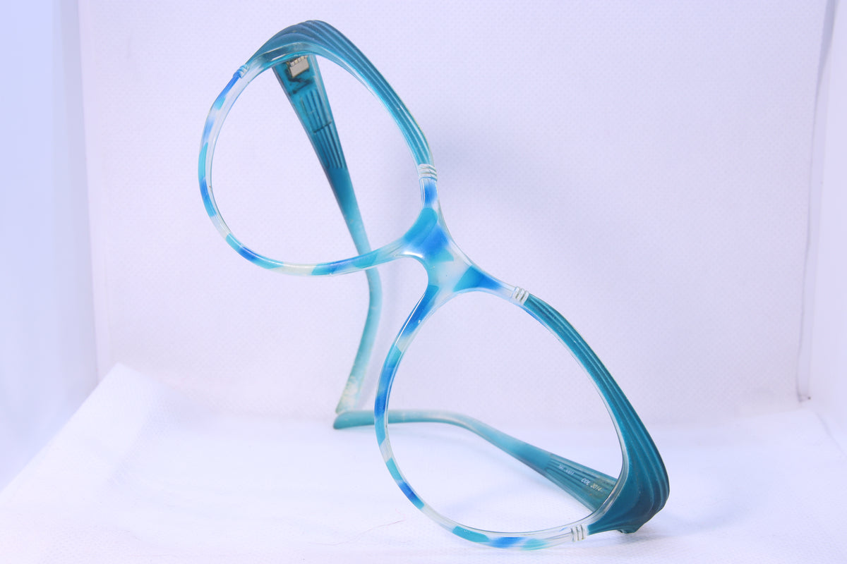 Monture de lunettes d'occasion Nina Ricci NR3001